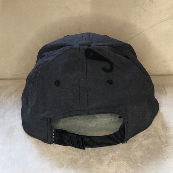 Nike Golf Hat - Picture 2 of 4